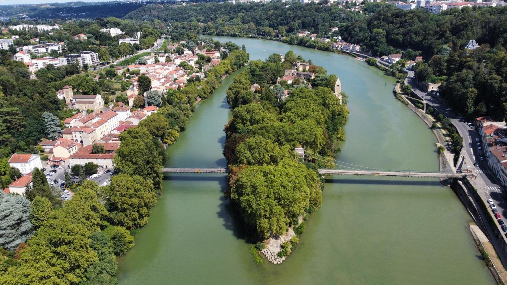 Maison D'Hotes Cote Saone Лион Екстериор снимка