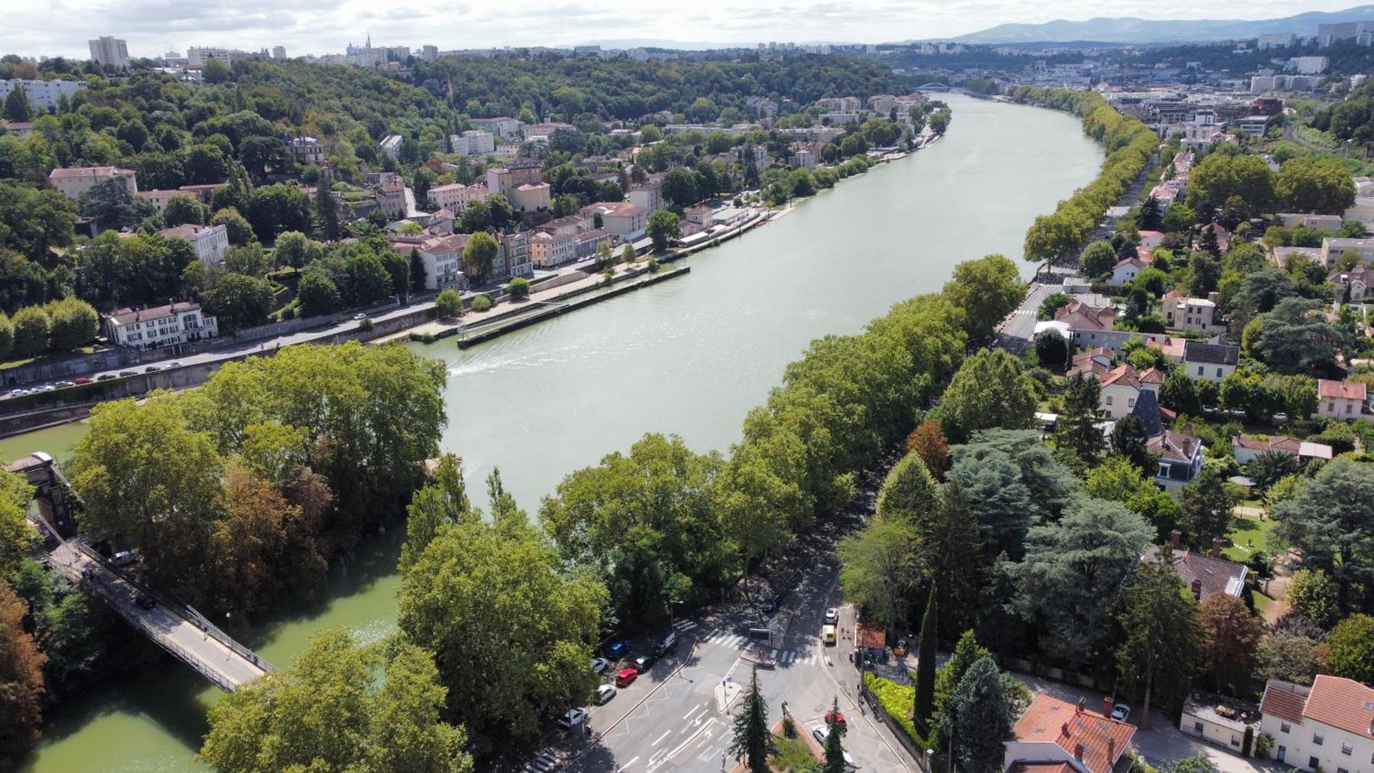 Maison D'Hotes Cote Saone Лион Екстериор снимка